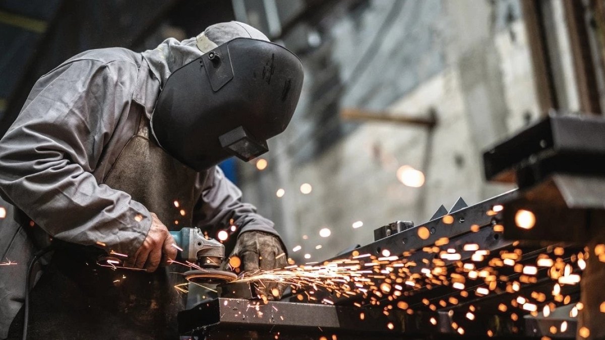 Şirket Kârları Düşük Kaldı, Yatırımlar Durdu: 1.9 Milyon Lira Ne Kadar Yeterli?