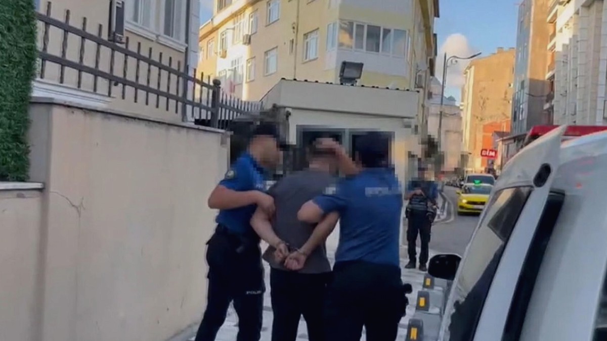 Atatürk'e Hakaret Eden Şahıs Yakalandı: Yasal Süreç Başladı