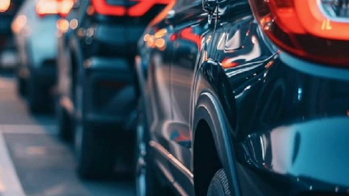 Volkswagen'den Şok Karar: Porsche Değer Kaybı ve Pazar Daralmasıyla Hedefler Düşürüldü