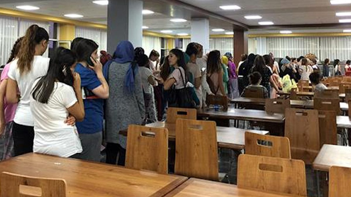 KYK Yurtlarında Yemek Sıkıntısı: İhale Gecikmesi Öğrencileri Vurdu
