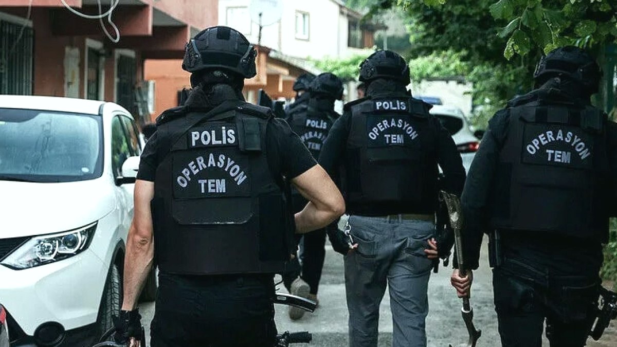 Ankara'da 'Şapkalılar' Operasyonu: Suç Örgütü Üyeleri Tutuklandı