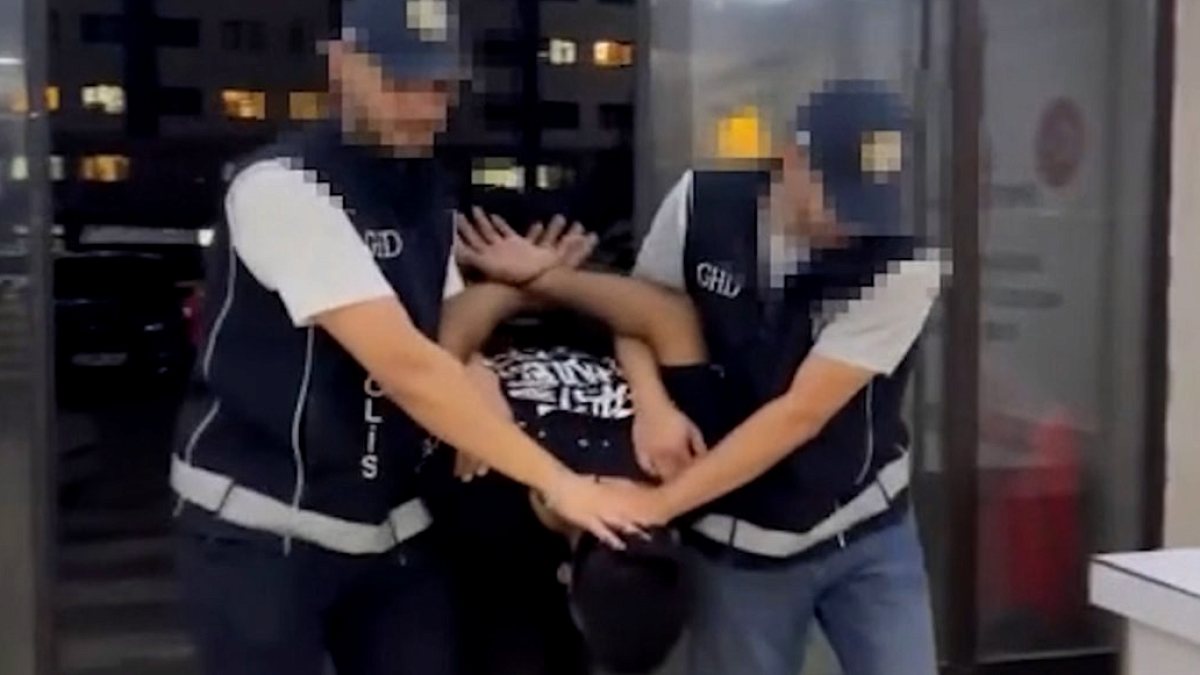 İstanbul'da Kadınları Gizlice Kaydedip Yayınlayan Yabancı Uyruklu Şahıs Yakalandı
