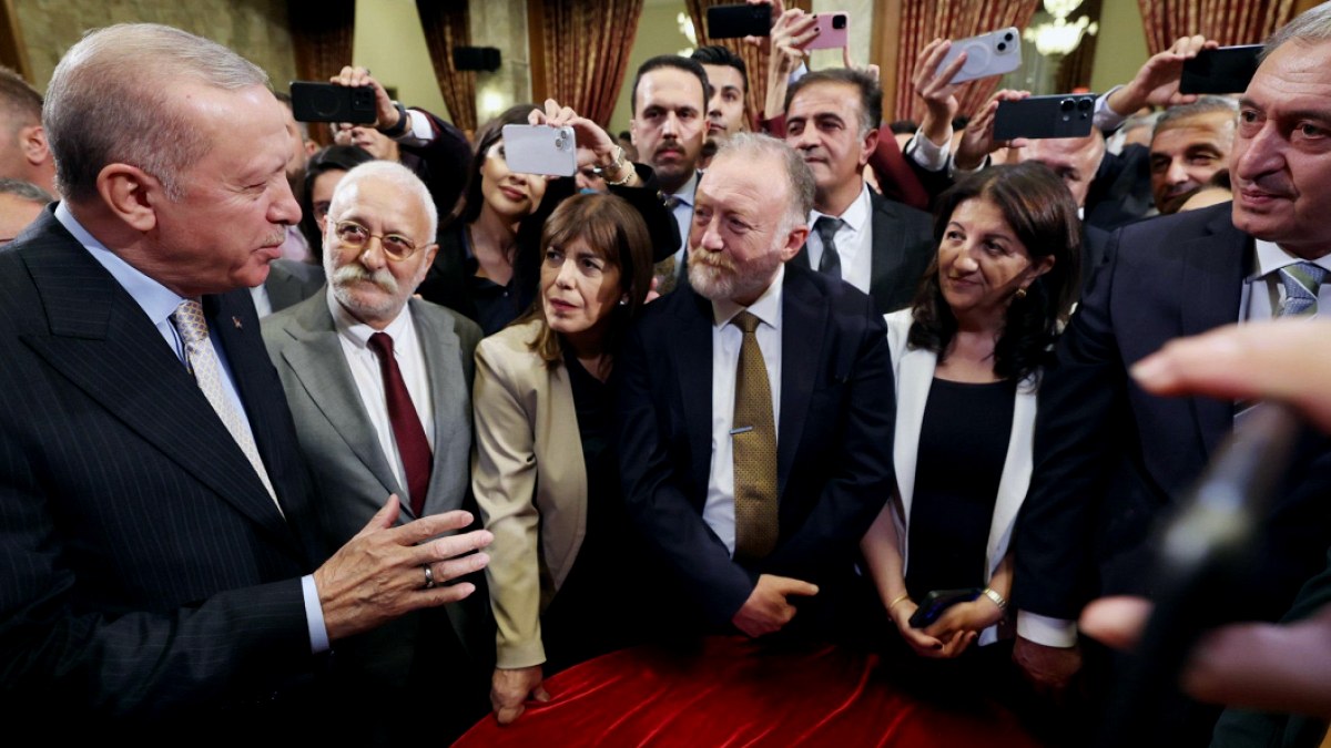 DEM Parti ve İktidar Arasında 'Operasyon' Gerilimi Tırmanıyor