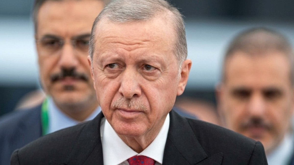 Erdoğan'ın Adaylığına İlişkin Hukuki Tartışma: 14 Mart 2028 Kuralı