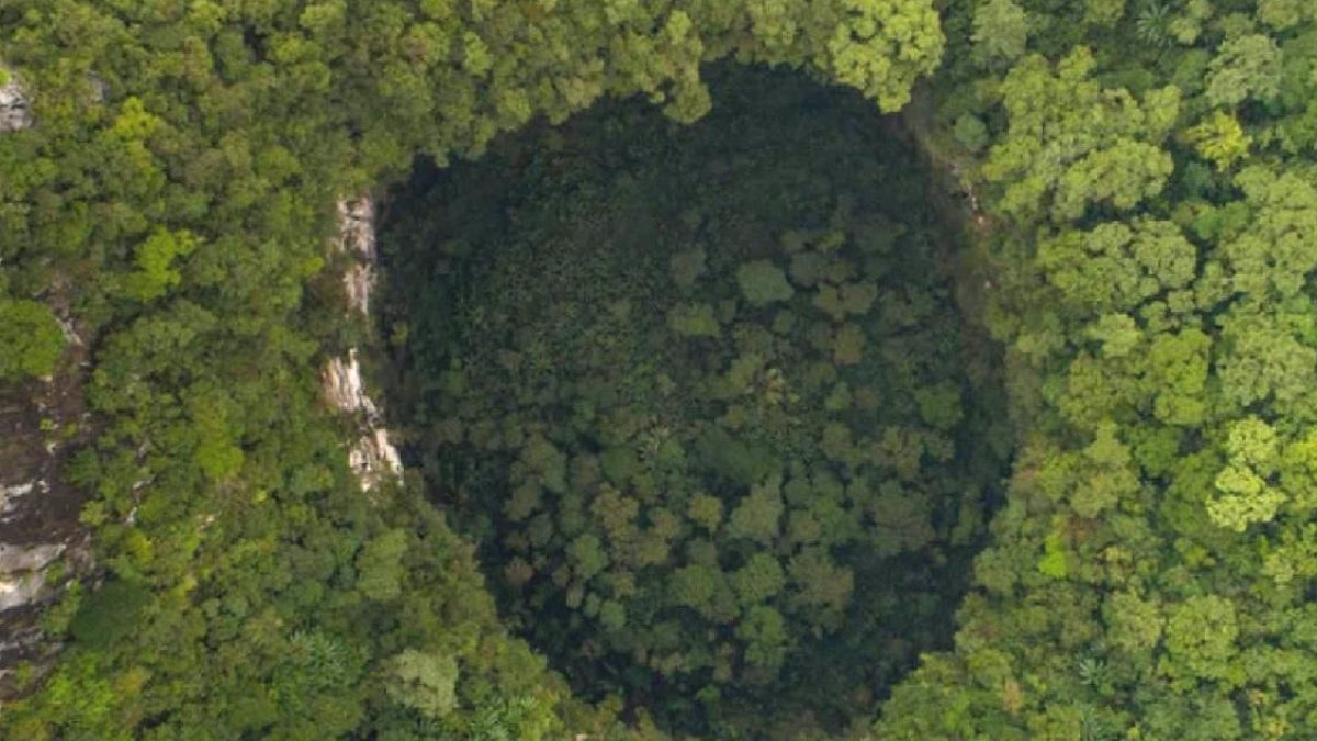 Vietnam'da Yeraltında Gizli Bir Dünya: Hang Son Doong Mağarası