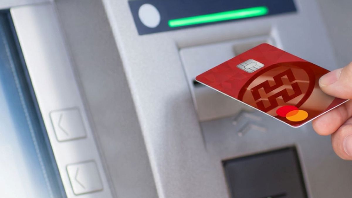 Rusya'dan ATM'lere Nakit Yatırma Kuralı Değişikliği: Yeni Düzenlemeler Devreye Giriyor