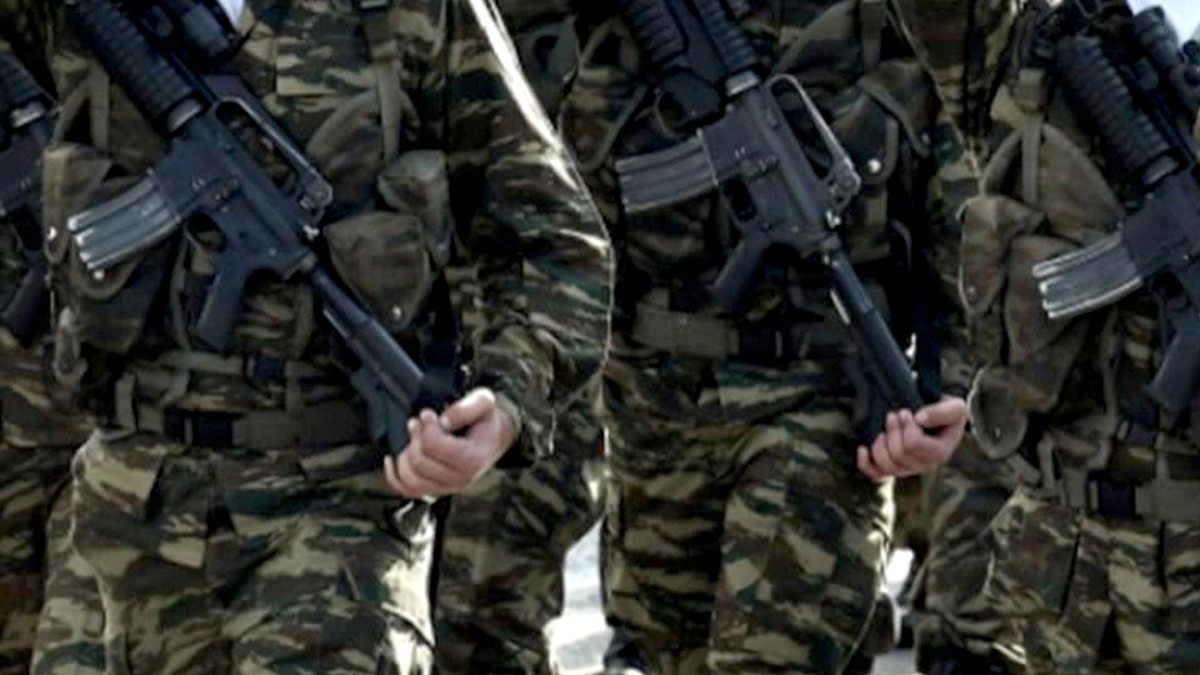 Yunanistan'dan Yeni Savunma Doktrini: Vatandaş-Asker Modeli Devrede
