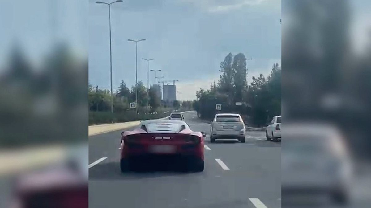 Lüks Spor Araçla Tehlikeli Manevralar: Sürücüye Ağır Cezalar Kesildi