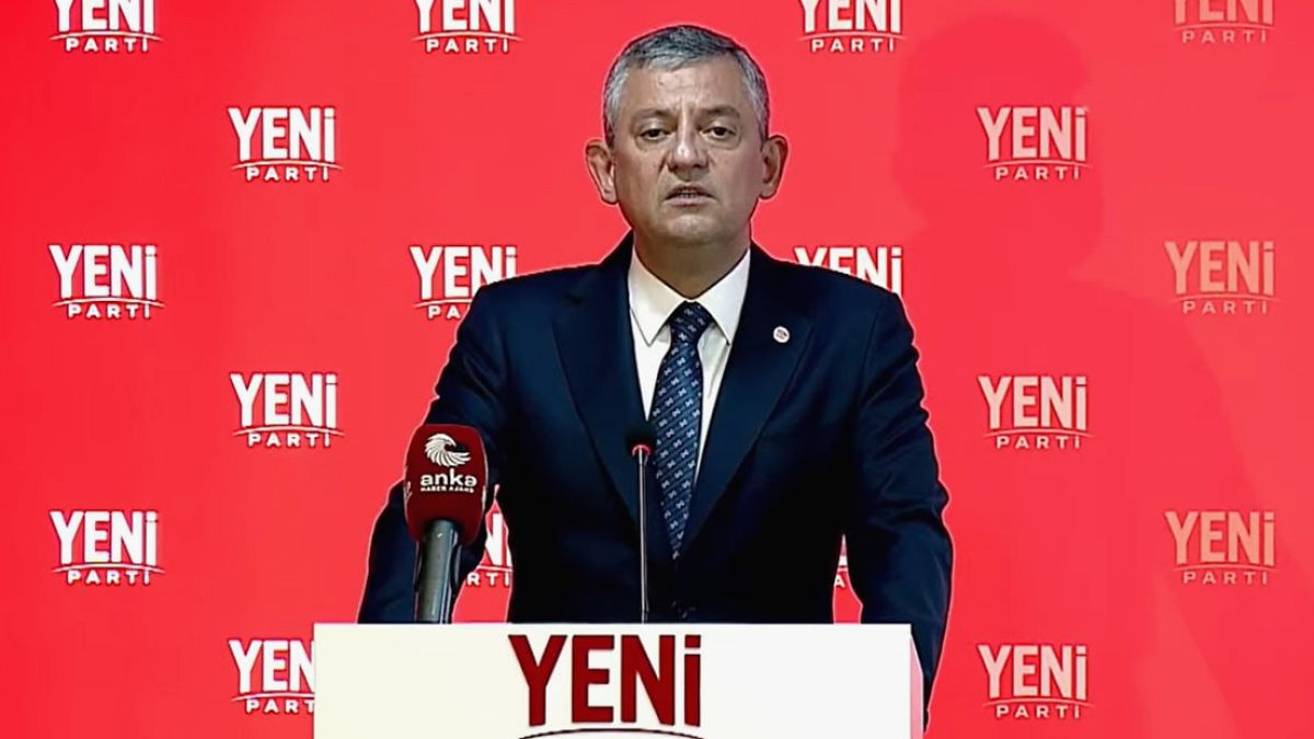 Özgür Özel'den Turgutlu Okul Saldırısı Sonrası Sert Tepki