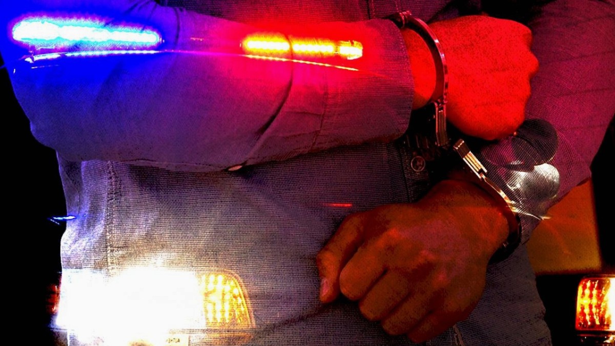 İzmir'de Zehir Tacirlerine Nefes Kestiren Operasyon: 4 Tutuklama