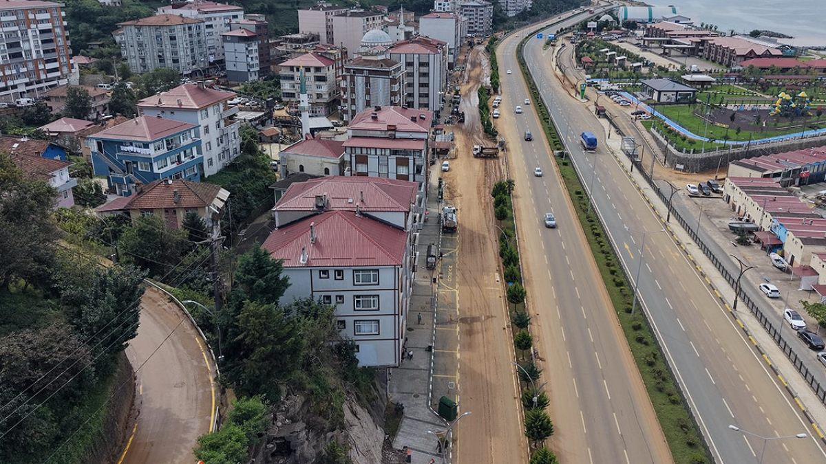 Rize İyidere'de Selin Ardından Okullarda Eğitime Ara Verildi