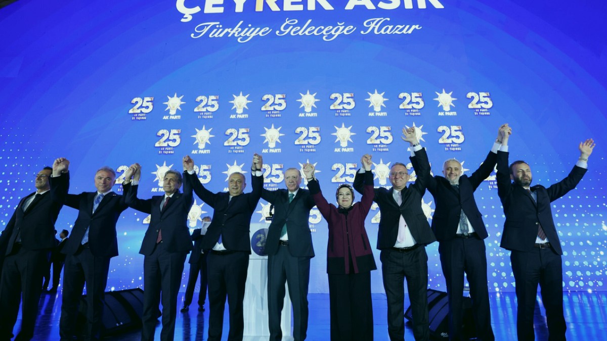 Meclis'te Vekil Transferleri Gündemde: 5 Milletvekili AKP'ye Geçiyor İddiası