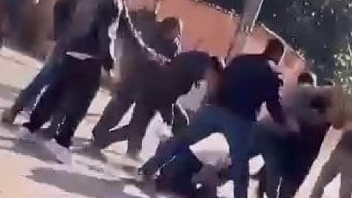İnşaat Sahasında Alacak-Verecek Kavgası: 8 Yaralı