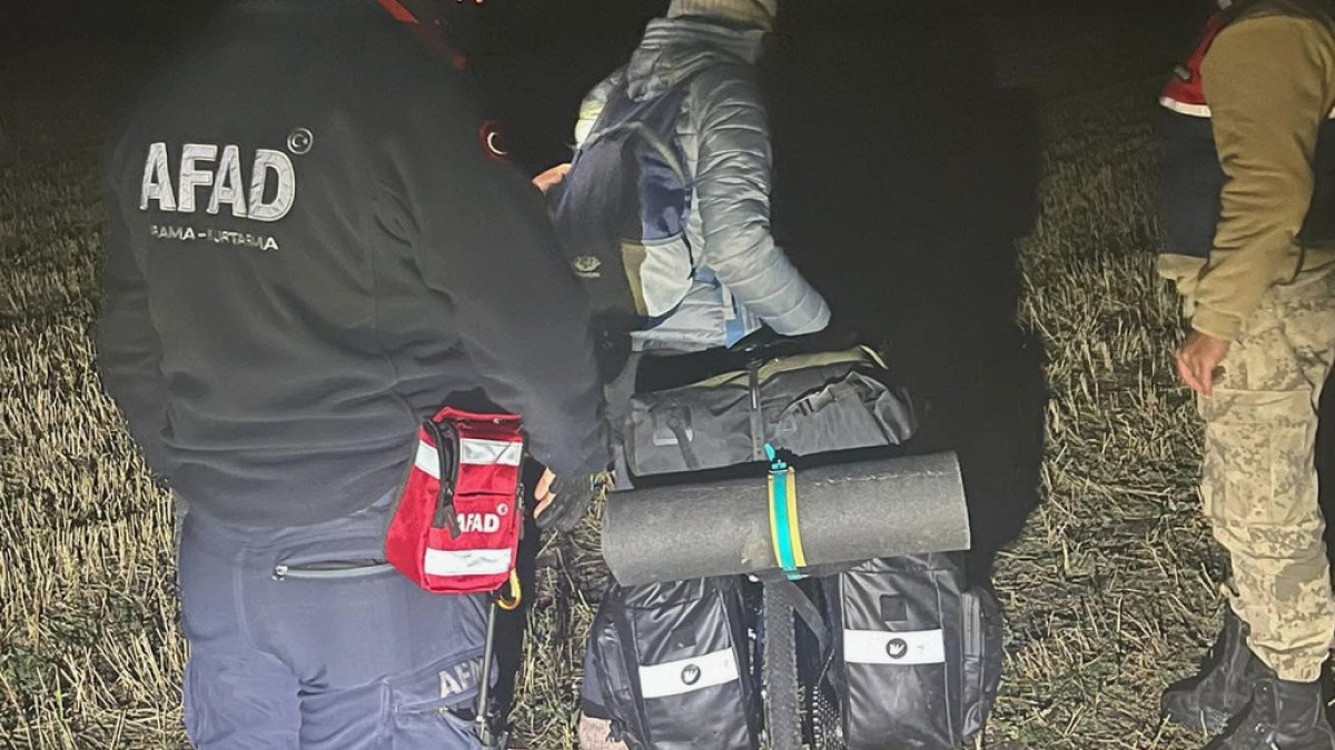 Kars'ta Bisiklet Turunda Kaybolan İki Turist Kurtarıldı