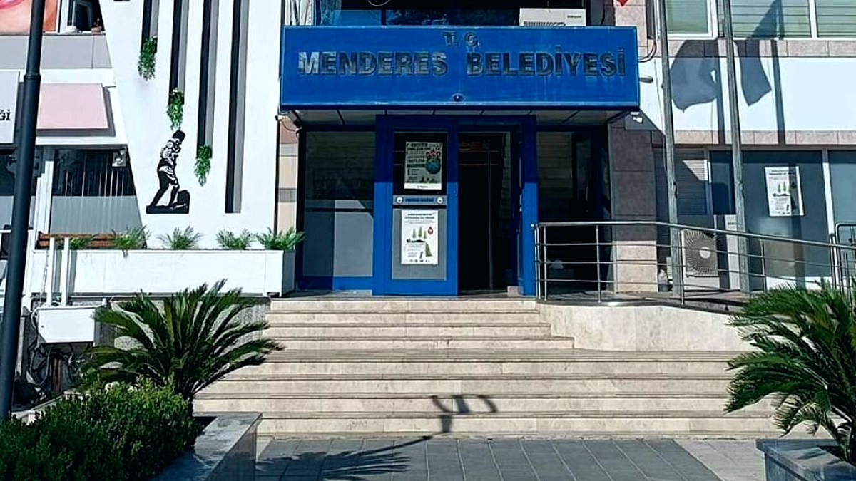 Menderes Belediyesi'nde Yolsuzluk Soruşturmasında İkinci Dalga: 7 Kişi Tutuklandı