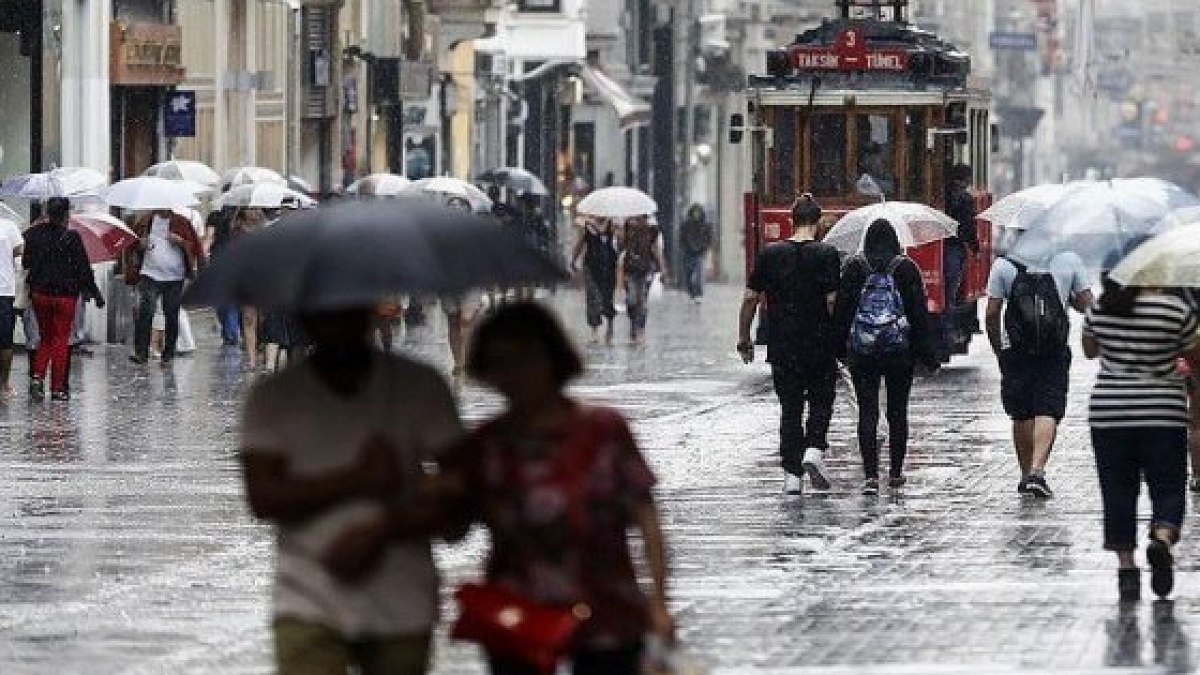 İstanbul'da 8 Gün Sürecek Yağışlı Hava Geliyor