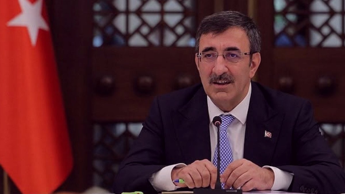 Ekonomide Enflasyon Tartışması: Savaş ve Enerji Fiyatları Gündemde
