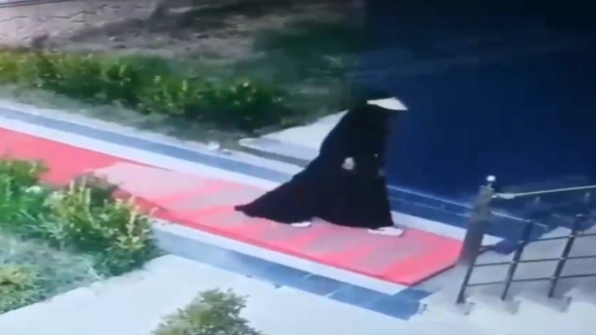 Çarşafla Eve Girip Soygun Yapan Şüpheli Otobüste Yakalandı