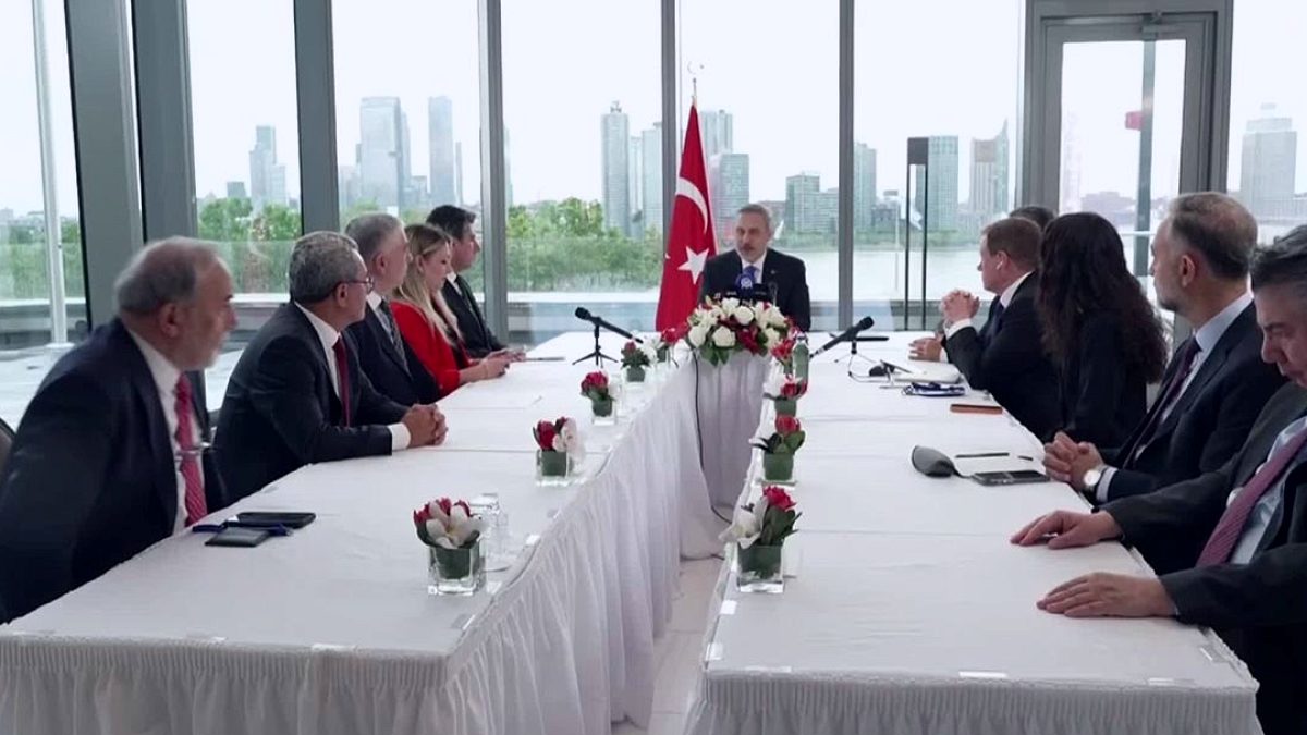 Hakan Fidan'dan Kritik Başika Üssü Açıklaması: Varlık Azalacak