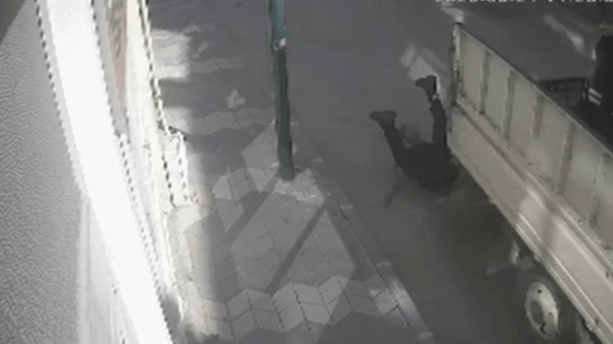 Kamyonet Kasasında Tehlikeli Yolculuk Facia ile Bitti: Bir Yaralı