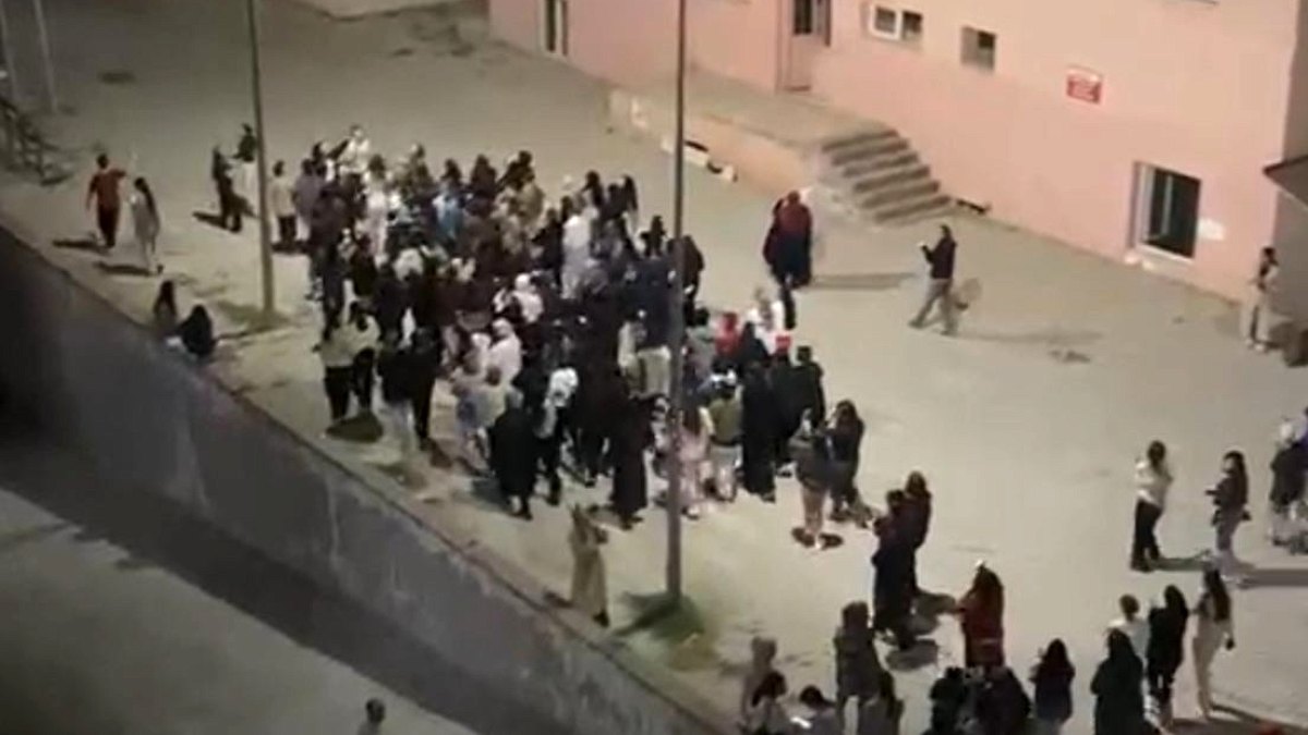 Hakkari'de KYK Yurdunda Su Kesintileri Öğrencileri İsyan Ettirdi