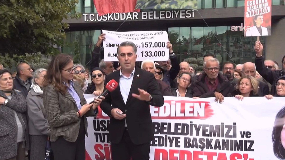 Üsküdar'da Tepki: Seçilmiş Başkanın İradesi Gasp Edildi