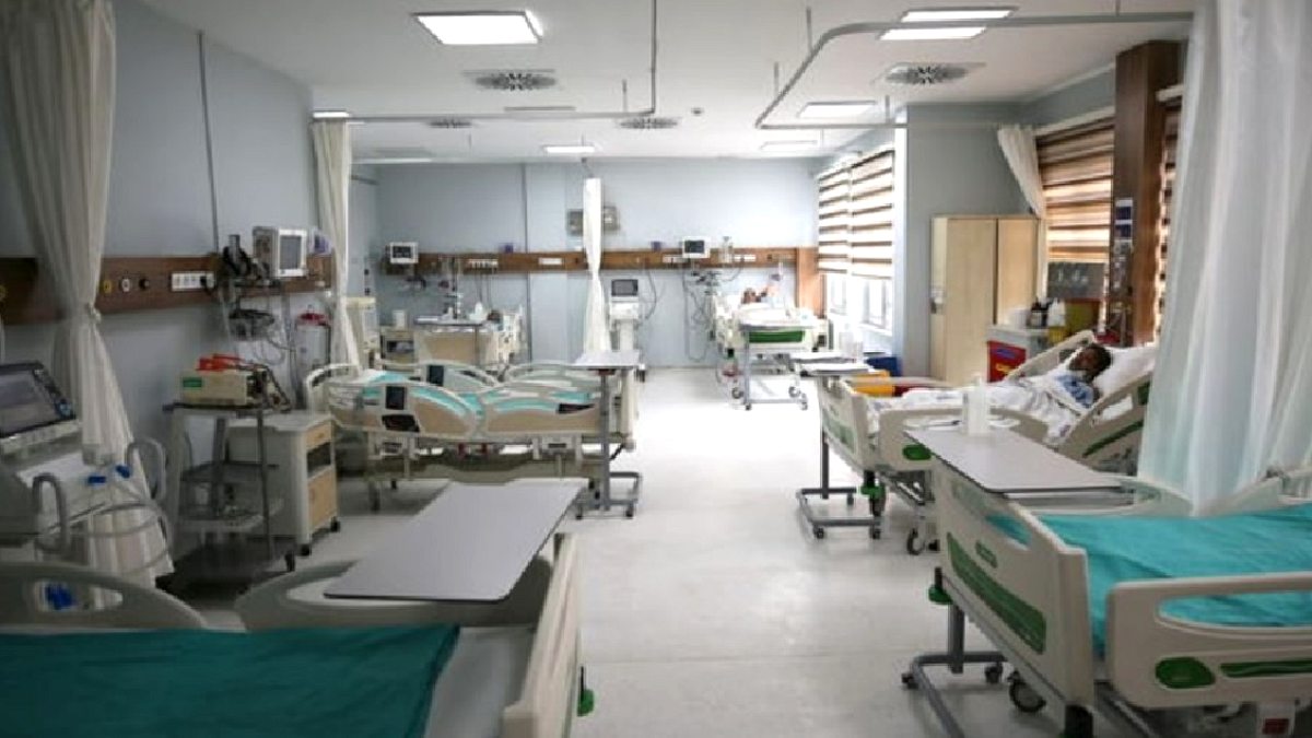 Rodos Adası'nda Gastroenterit Salgını: Yüzlerce Kişi Hastalandı