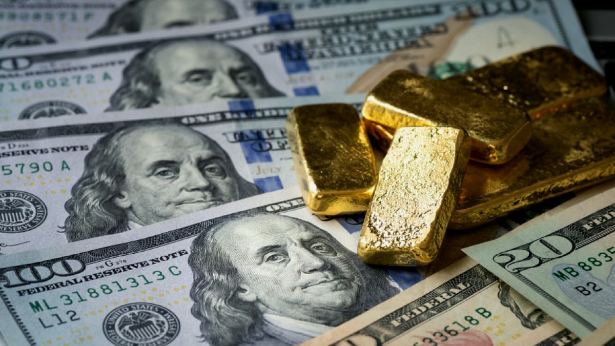 Enerji Krizi Doları Zirveye Taşıdı, Altın Fiyatlarını Çökertti
