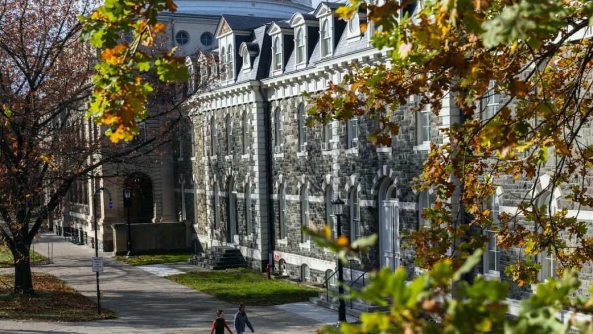 Cornell Üniversitesi'nde Cinsel Saldırı İddiaları: 40 Bin İmza ile Tepki Büyüyor