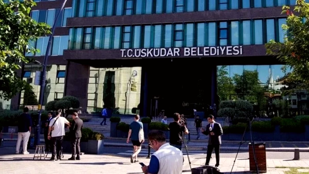 Üsküdar Belediyesi'nde Kadro Değişikliği: 29 Yeni İşçi Çıkarıldı
