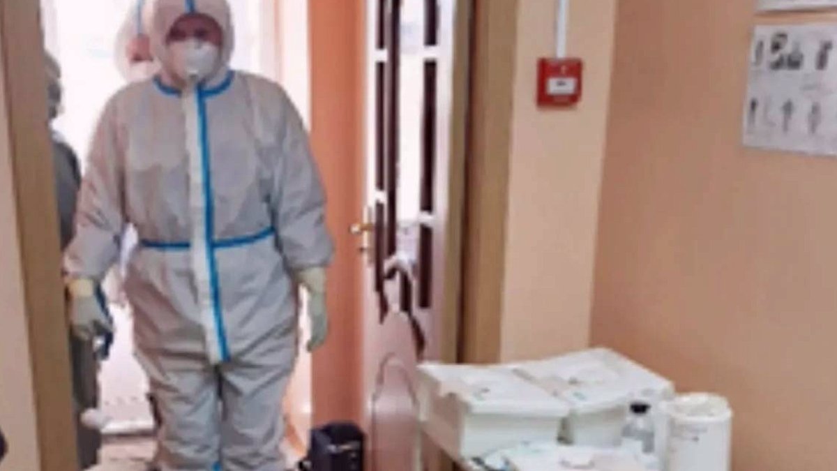 Rusya'da Veba Paniği: Genç Teknisyen Hayatını Kaybetti, 189 Kişi Karantinada