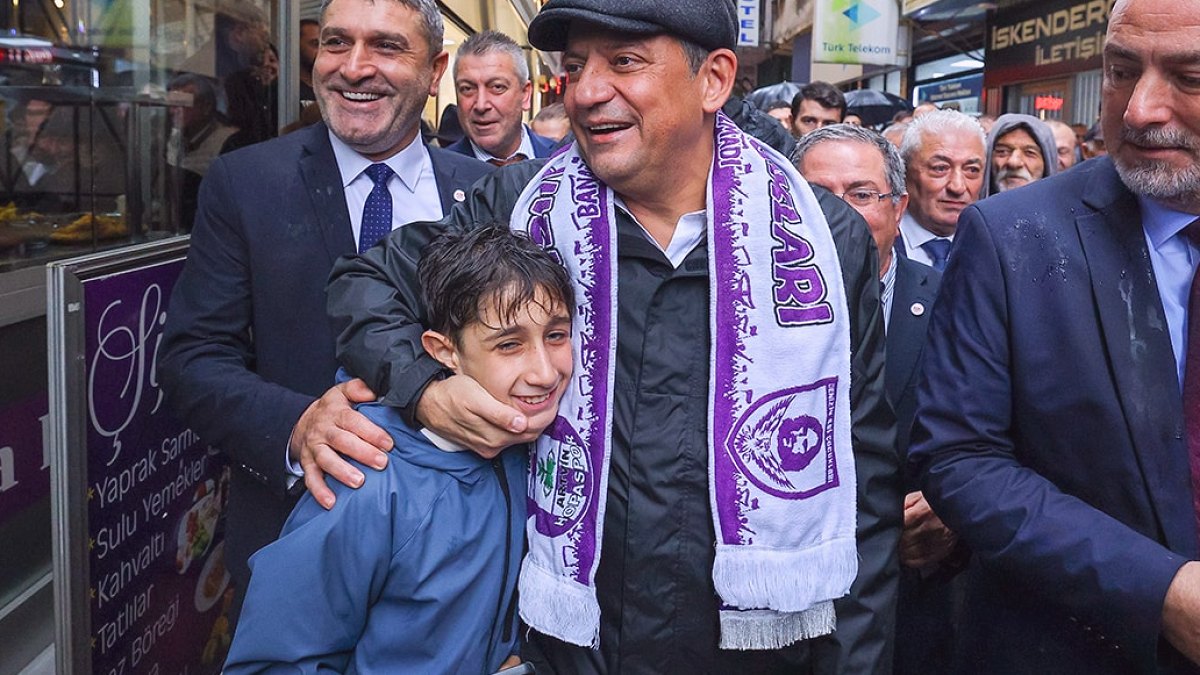 Muhalefet Liderinden Sert Suçlamalar: 'Vurgun Listesi Erdoğan'ın Önünde'