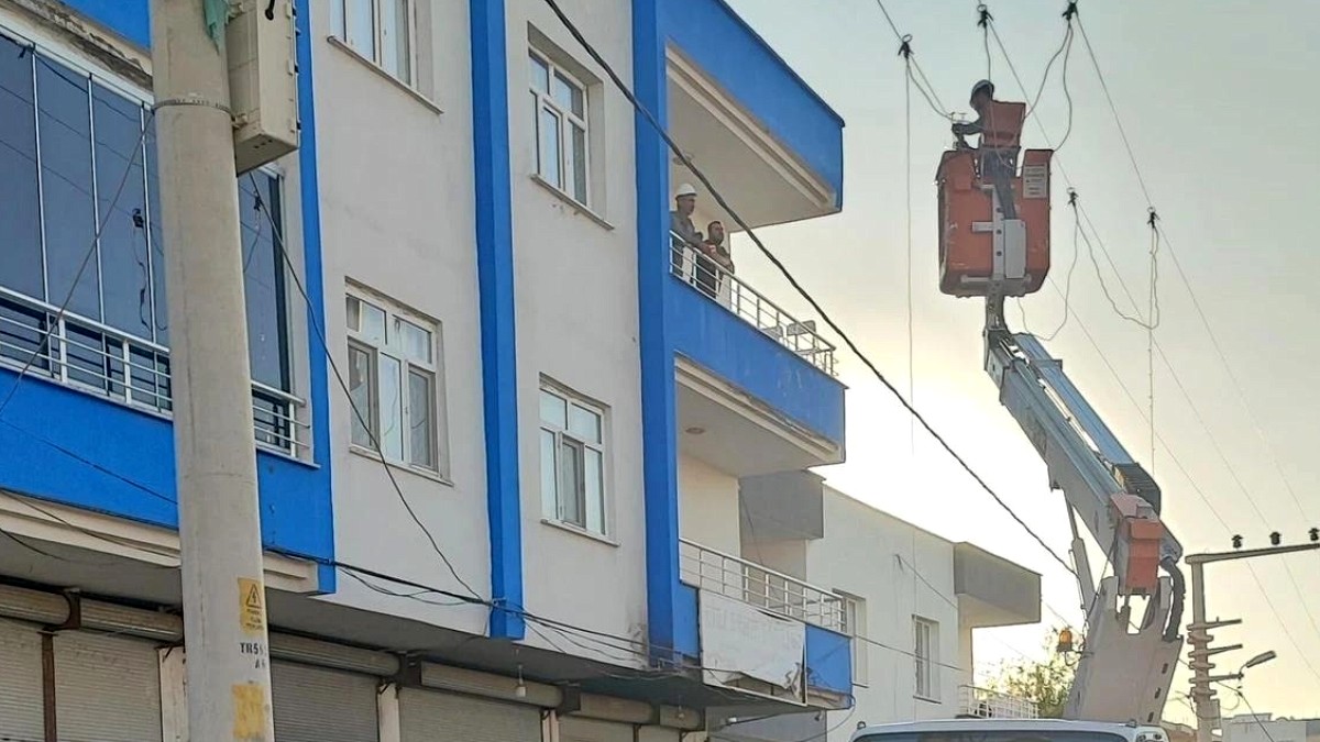 Yüksek Gerilim Hattı Teması Can Aldı: Kaynak İçin Çıktığı Damda Trajik Kaza