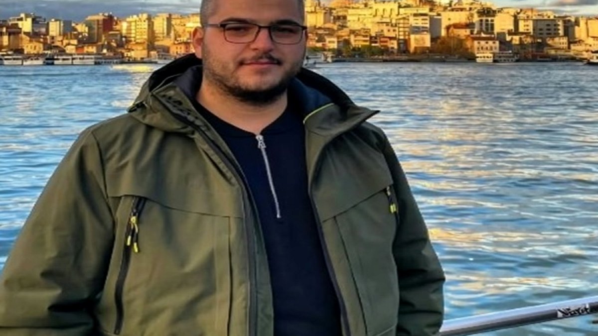 Fabrika Çatısında Dengesini Kaybeden Genç İşçi Hayatını Kaybetti