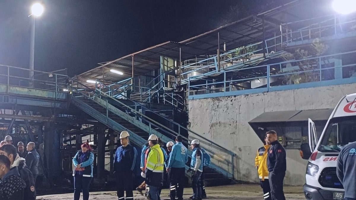 Soma Maden Faciasında 9 Şüpheli Tutuklandı: 5 İşçi Hayatını Kaybetmişti