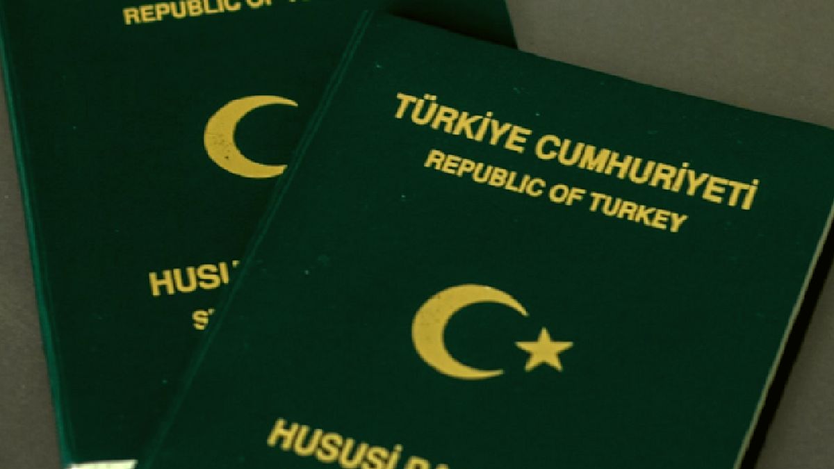 Yeşil Pasaport Kapsamı Genişliyor: 6 Meslek Grubuna Vizesiz Seyahat İmkanı