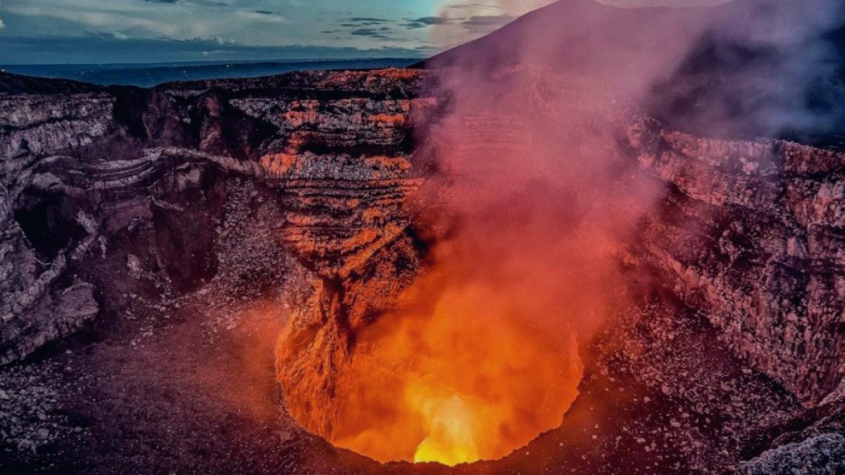 Nikaragua'da Yanardağ Altında İki Magma Deposu Canlandı