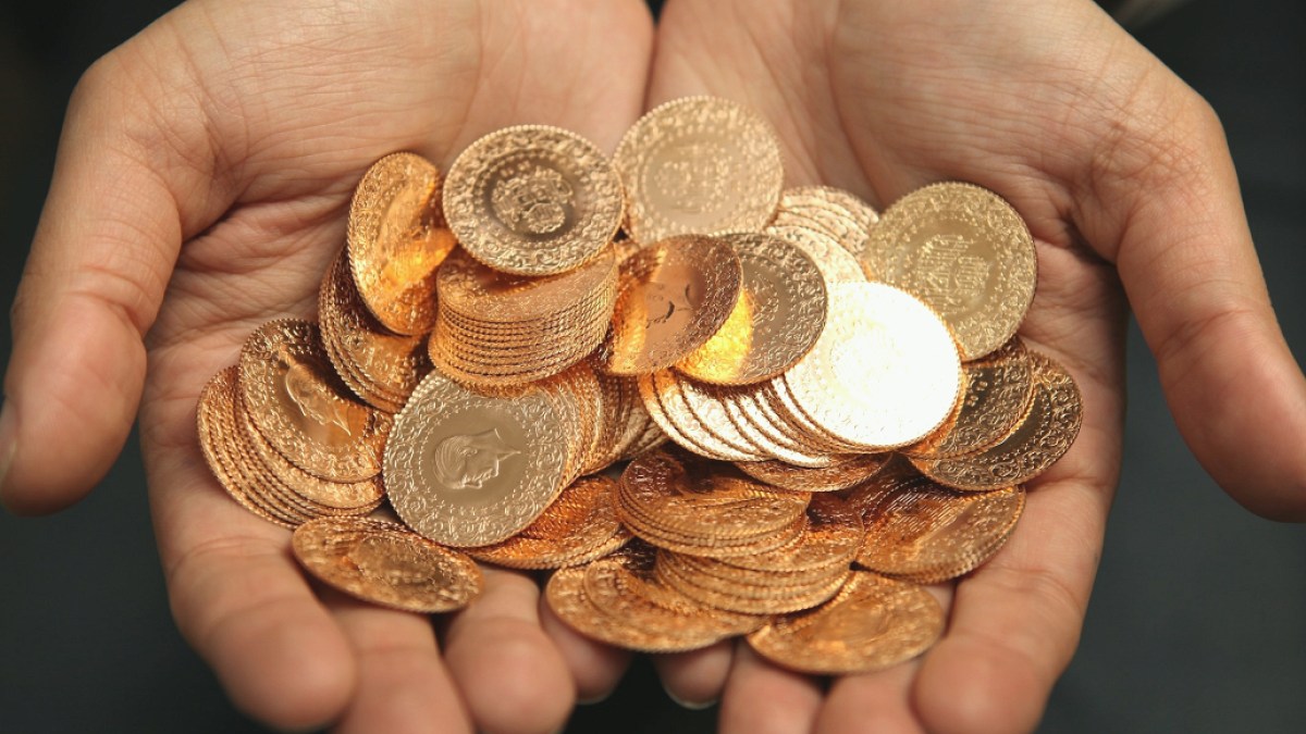 Gram Altın 9 Bin Lirayı Aşacak mı? Uzmanlardan Çarpıcı Tahminler