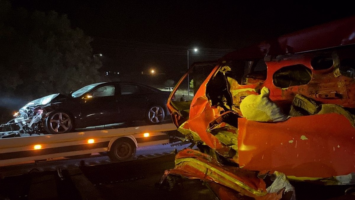 Kayseri'de Feci Trafik Kazası: 3 Can Kaybı, 1 Yaralı