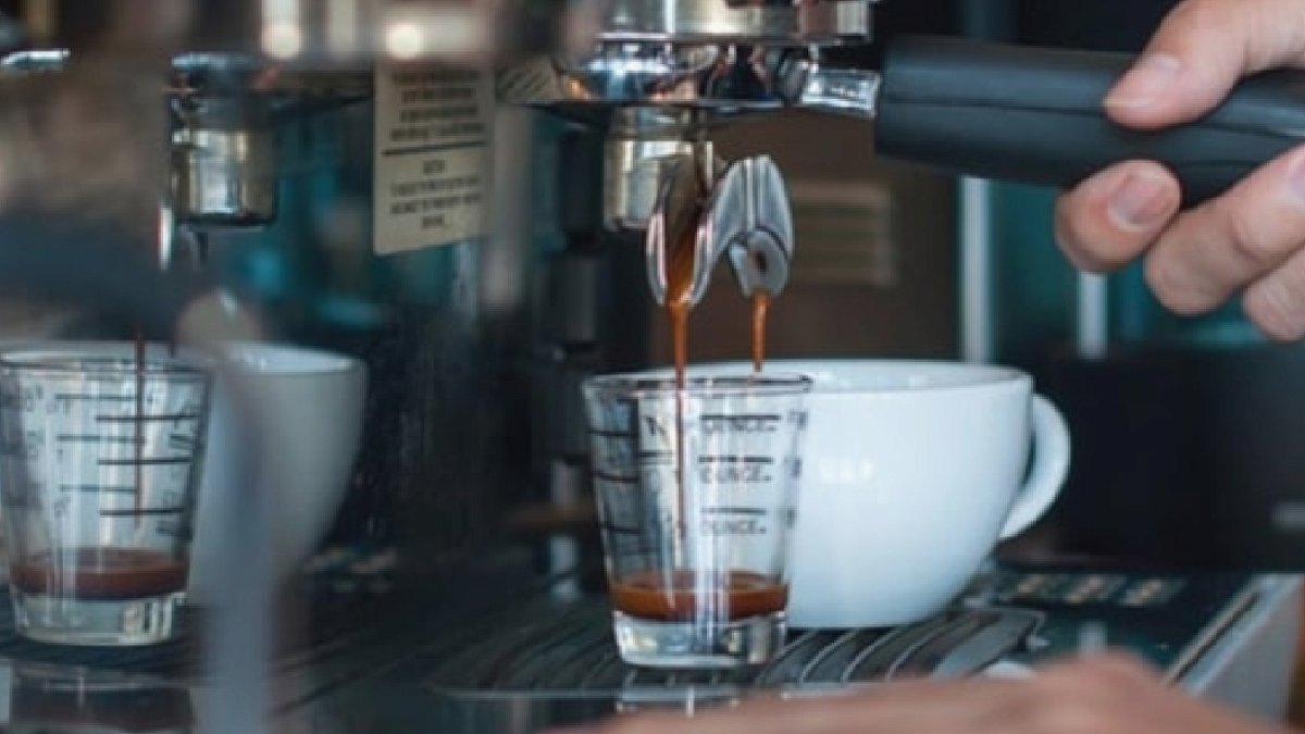 Starbucks'tan Dev Restoran Zincirine Büyük Satın Alma Girişimi