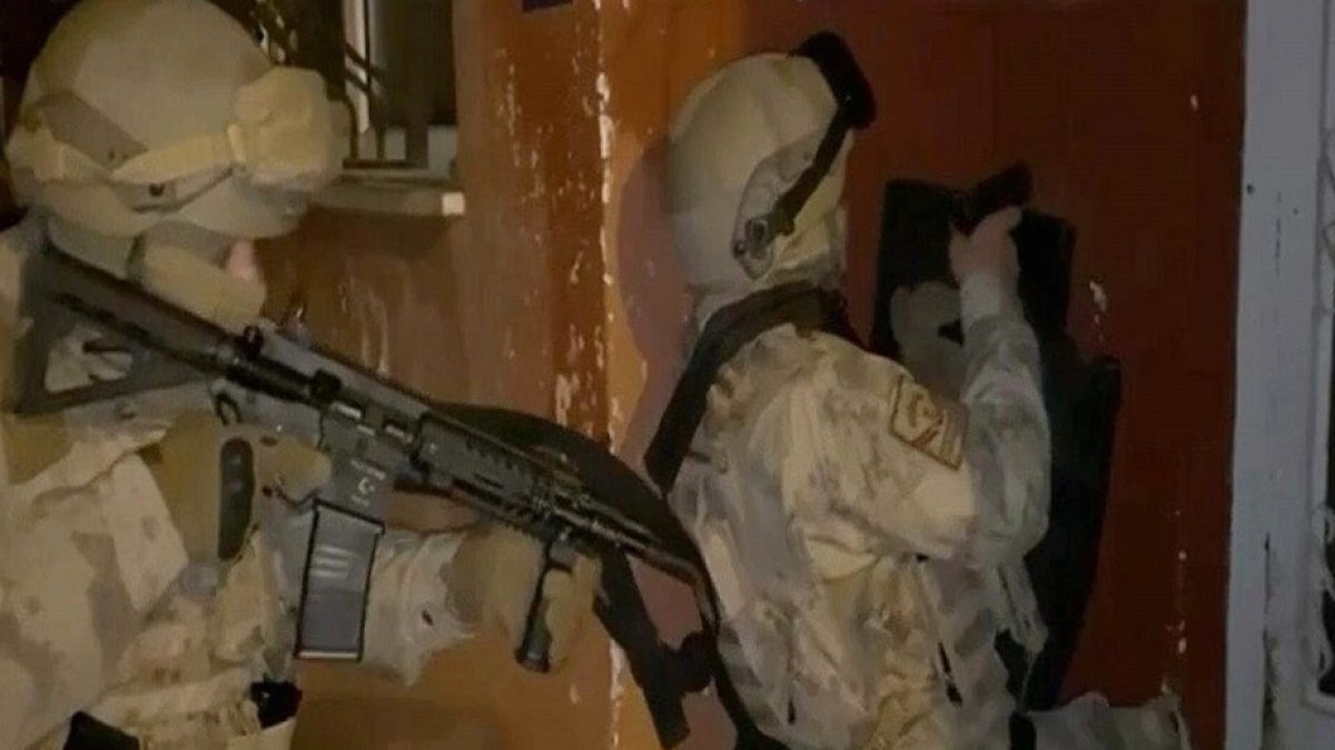 Üç İlde Zehir Tacirlerine Nefes Kestiler: 11 Kişi Tutuklandı