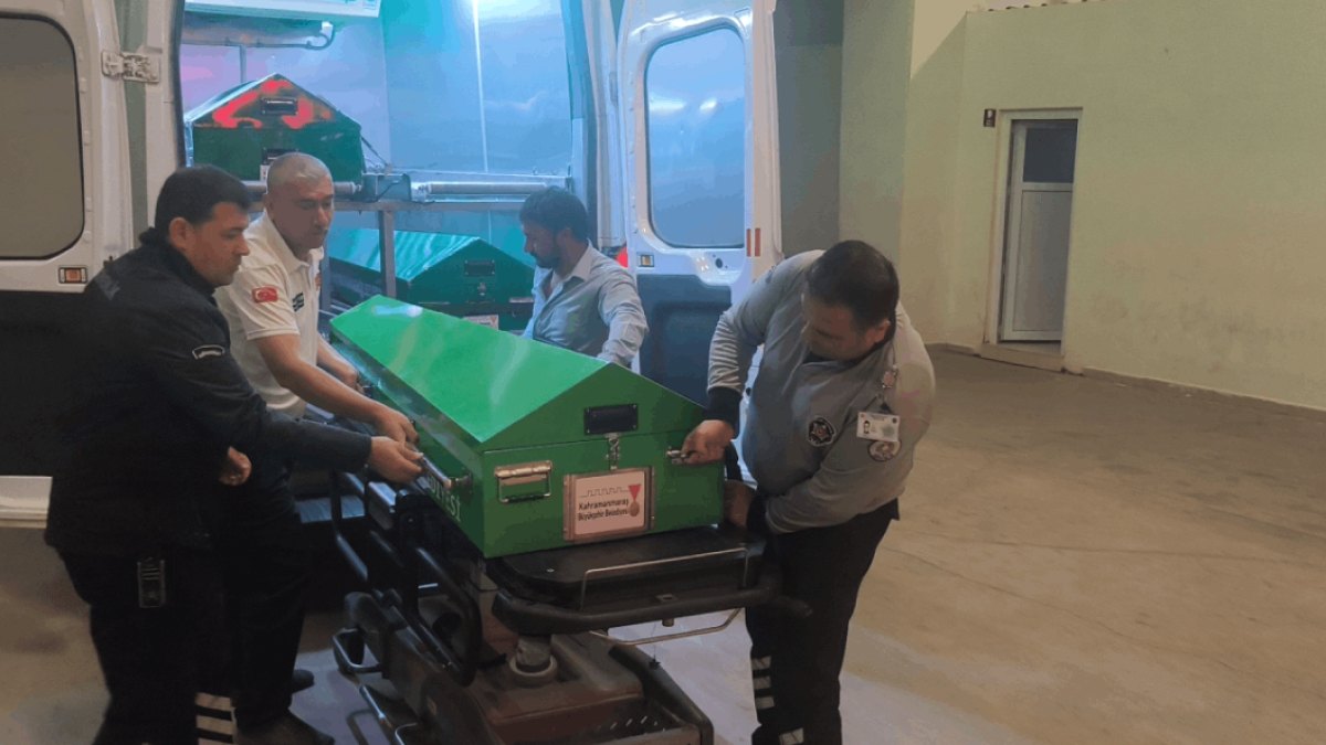 Polis Memurunun Akrabalar Arasındaki Kavgayı Ayırma Çabası Trajik Bitti