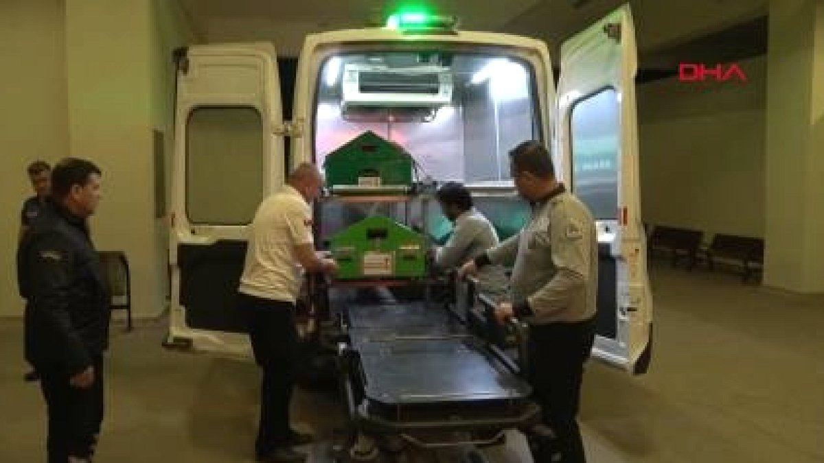 Kavga Ayırmak İsterken Vurulan Polis Memuru Kurtarılamadı