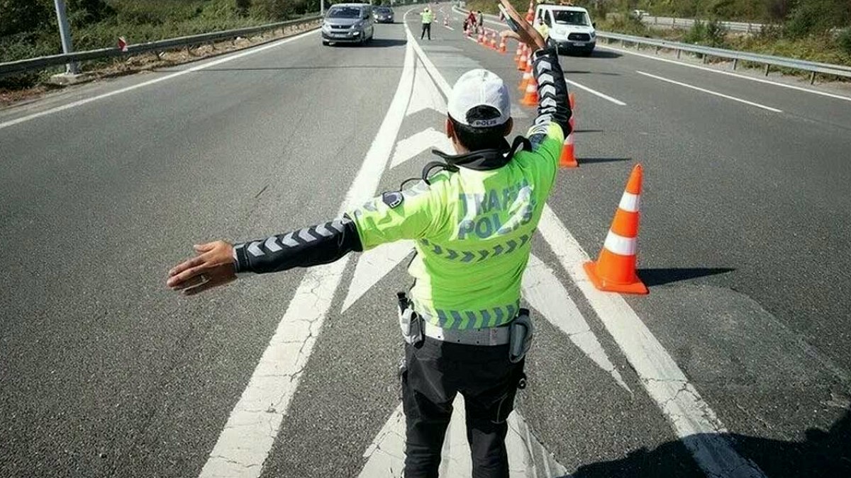 Ankara'da Maratona Hazırlık: Belirlenen Yollar Yarın Trafiğe Kapalı Olacak