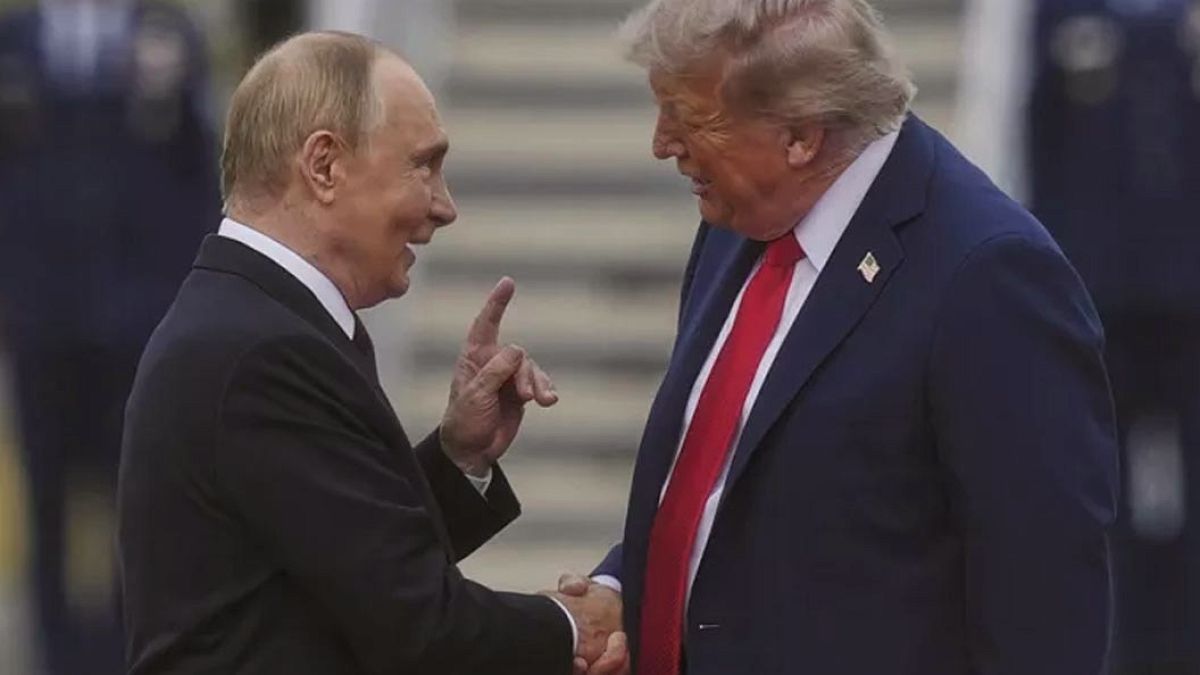 Putin ve Trump Arasındaki İlginç Telefon Görüşmesi: Diyalog Aşk Hikayelerini Anımsattı