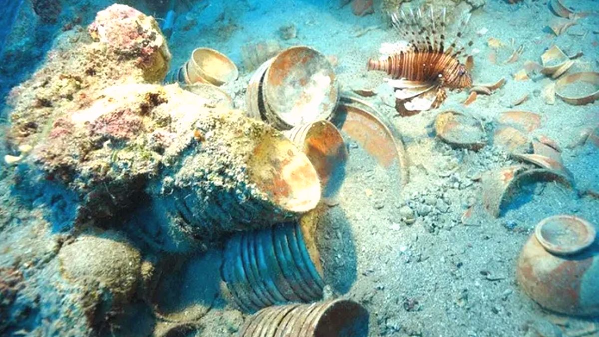 Antik Roma'dan Lüks Seramikler: 2100 Yıllık Batık Keşfedildi