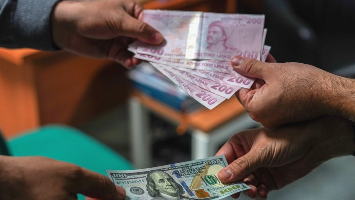 Dolar Beklentisi Şaşırttı: Uzmanlar 2027 İçin Kritik Tahminlerde Bulundu