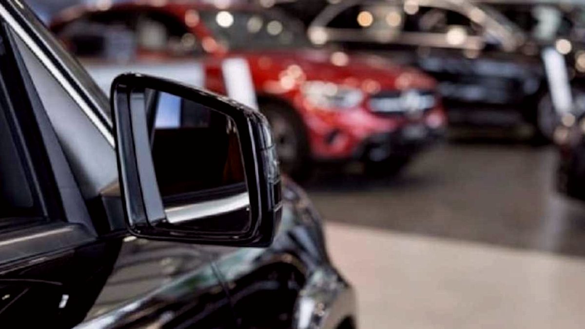 Almanya Otomotiv Pazarında Büyük Dönüşüm: Elektrikli Araçlar Yükseliyor, Benzinliler Düşüyor