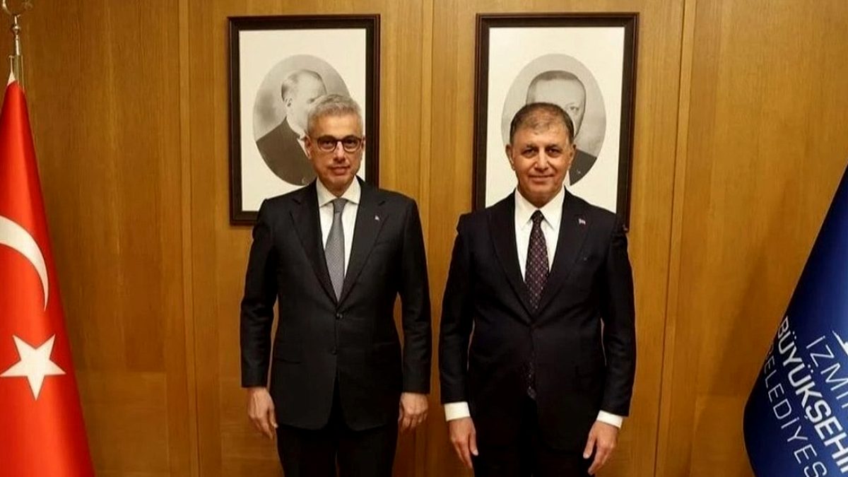 Meclis Toplantısı Boykot Edildi: Erdoğan Portresi Tartışma Yarattı