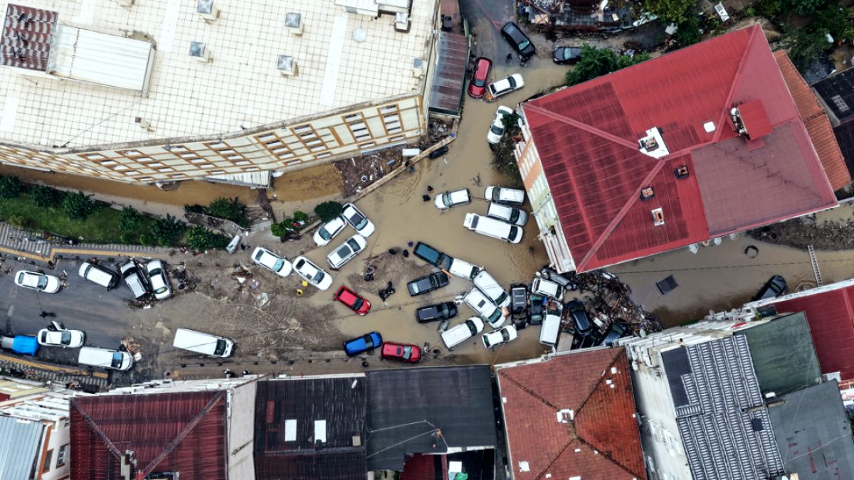 İstanbul'da Yoğun Yağış Tehlikesi: Yetkililerden Kritik Uyarılar